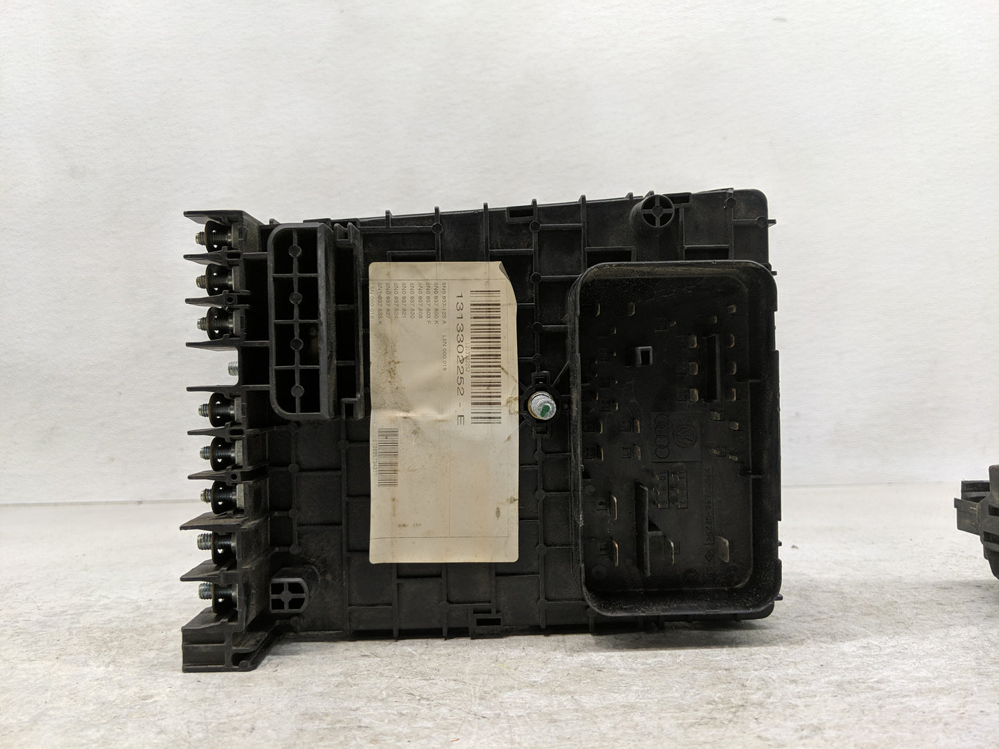 2012-2018 Volkswagen Tiguan Fusebox Fuse Box Panel Relay Module Fits Fits 2008 2009 2010 2012 2013 2014 2015 2016 2017 2018 