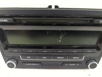 2009-2017 Volkswagen Tiguan Radio AM FM Cd Player Receiver Replacement P/N:5N0035164D 28352656 Fits OEM Used Auto Parts - Oe