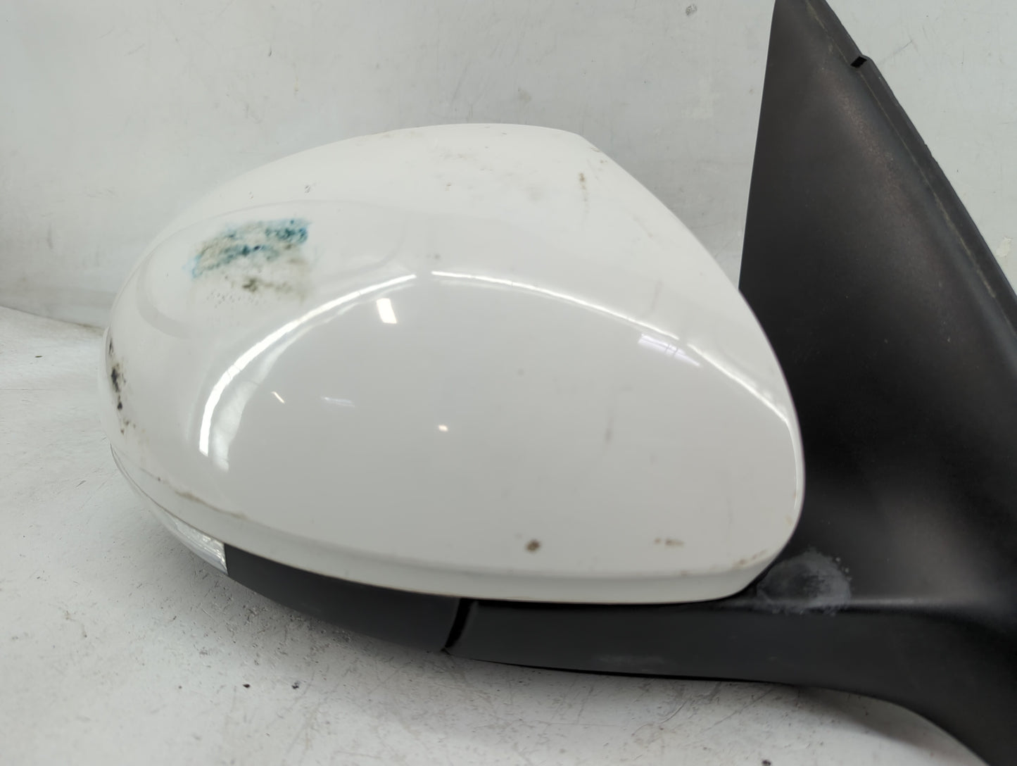 2009-2018 Volkswagen Tiguan Passenger Side View Mirror - Right Door Mirror OEM Used - Oemusedautoparts1.com