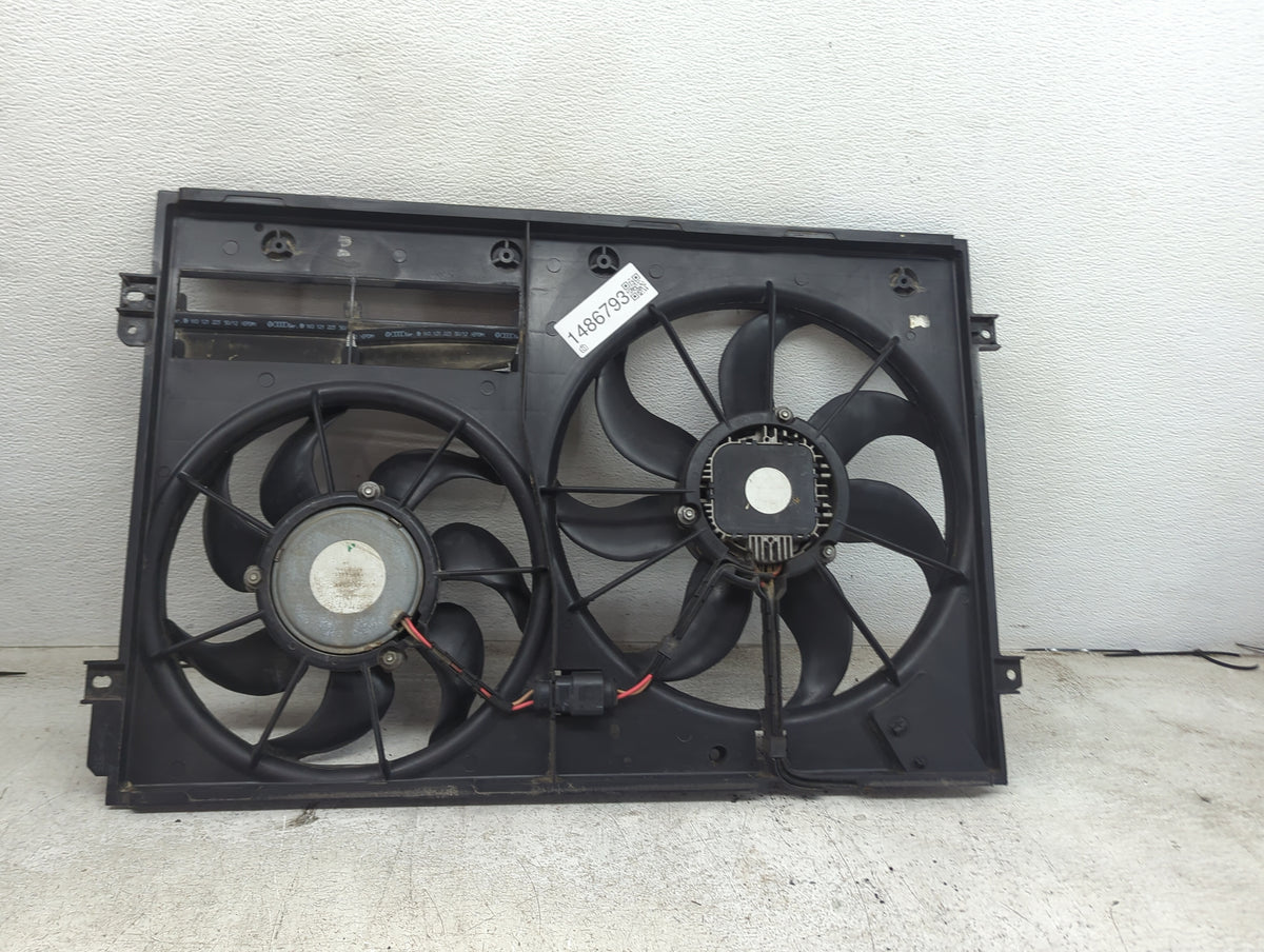 2009-2018 Volkswagen Tiguan Electric Radiator Cooling Fan Motor Assembly P/N:1K0 121 223 Fits OEM Used Auto Parts - Oemuseda