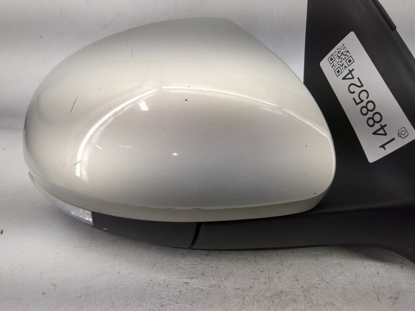 2009-2018 Volkswagen Tiguan Passenger Side View Mirror - Right Door Mirror OEM Used - Oemusedautoparts1.com