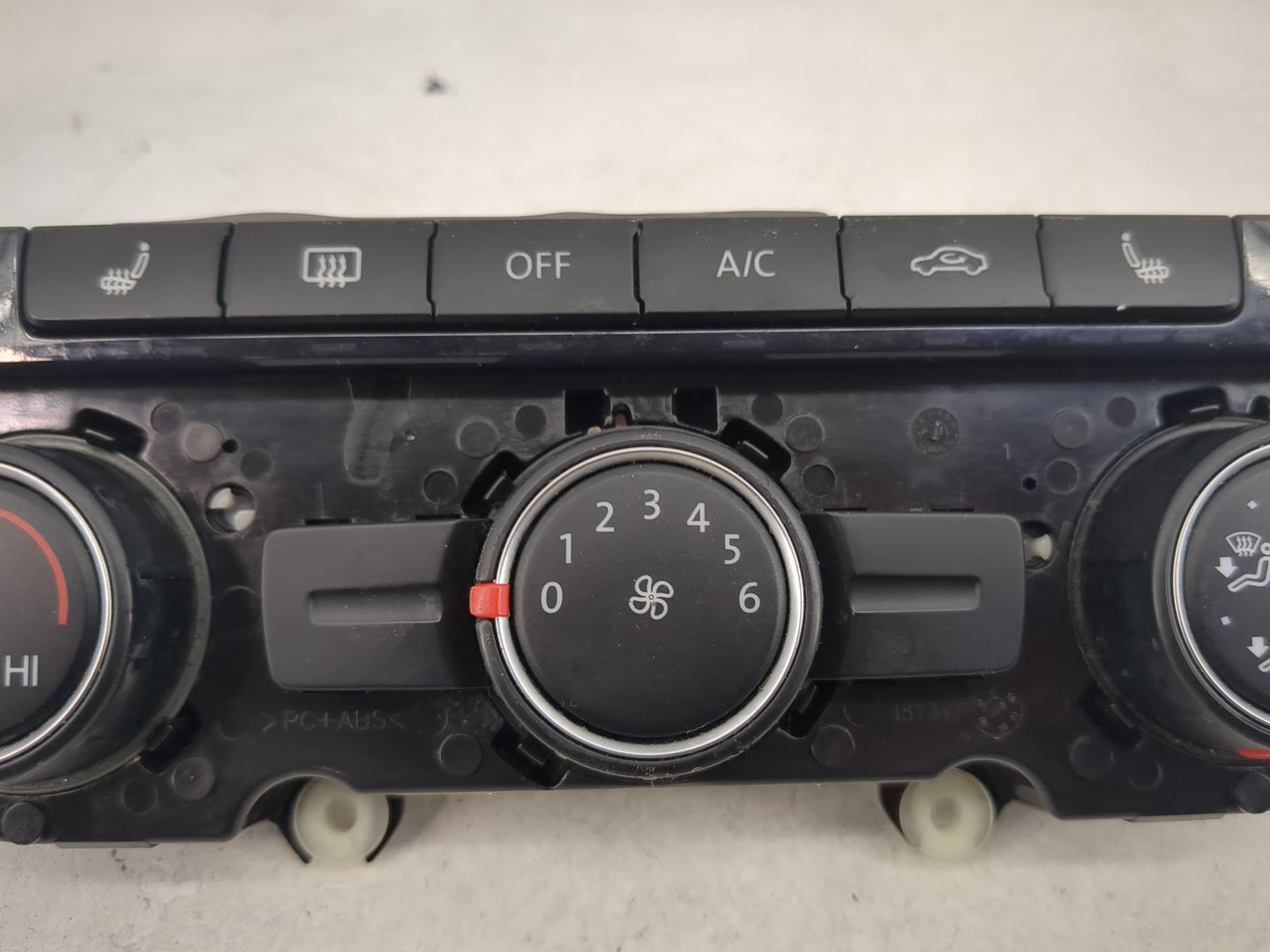 2013-2015 Volkswagen Tiguan Climate Control Module Temperature AC/Heater Replacement P/N:561907426A 5HB11177-05 Fits OEM Use