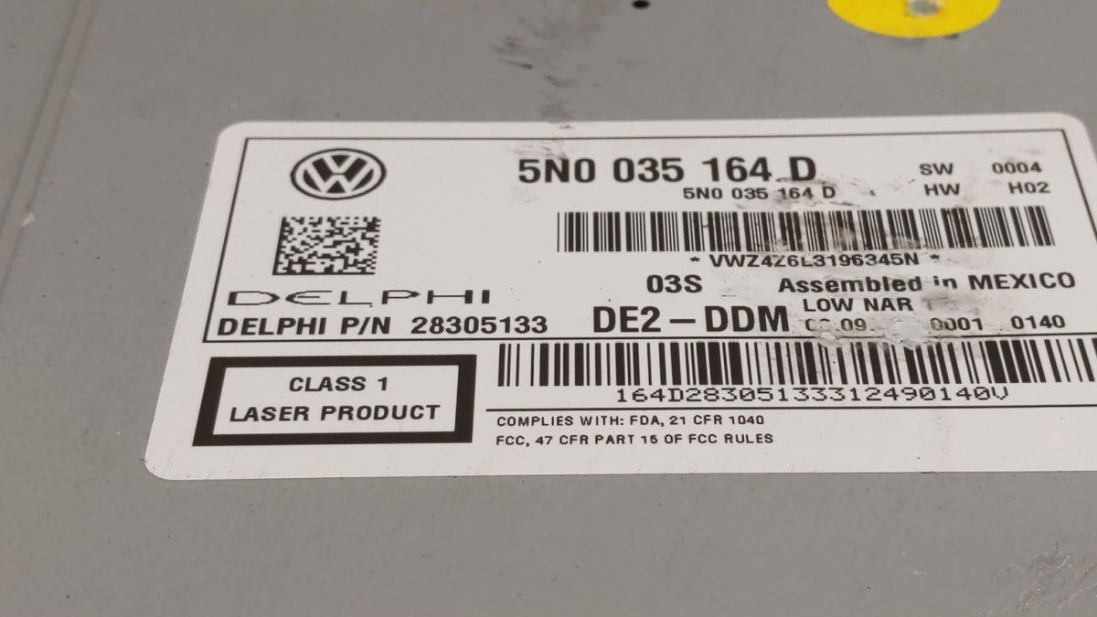 2009-2017 Volkswagen Tiguan Am Fm Cd Player Radio Receiver 253697 - Oemusedautoparts1.com