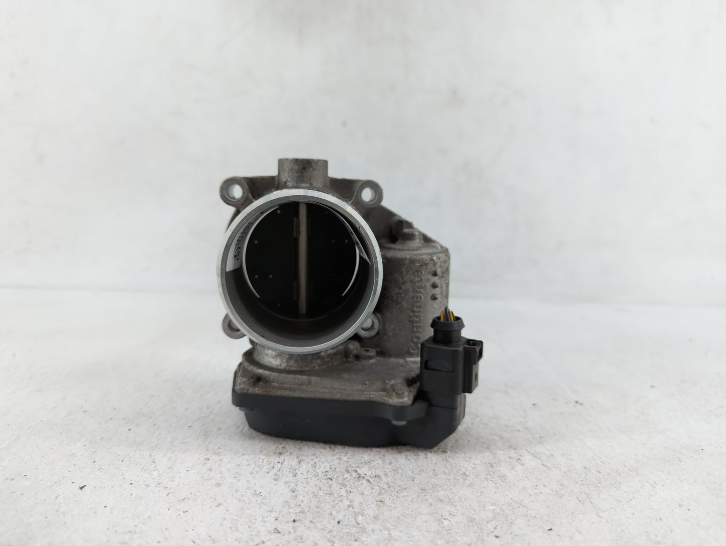 2009-2018 Volkswagen Tiguan Throttle Body P/N:06F 133 062 G 06F 133 062 Q Fits OEM Used Auto Parts - Oemusedautoparts1.com