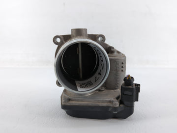2009-2018 Volkswagen Tiguan Throttle Body P/N:06F 133 062 Q 06F 133 062 J Fits OEM Used Auto Parts - Oemusedautoparts1.com