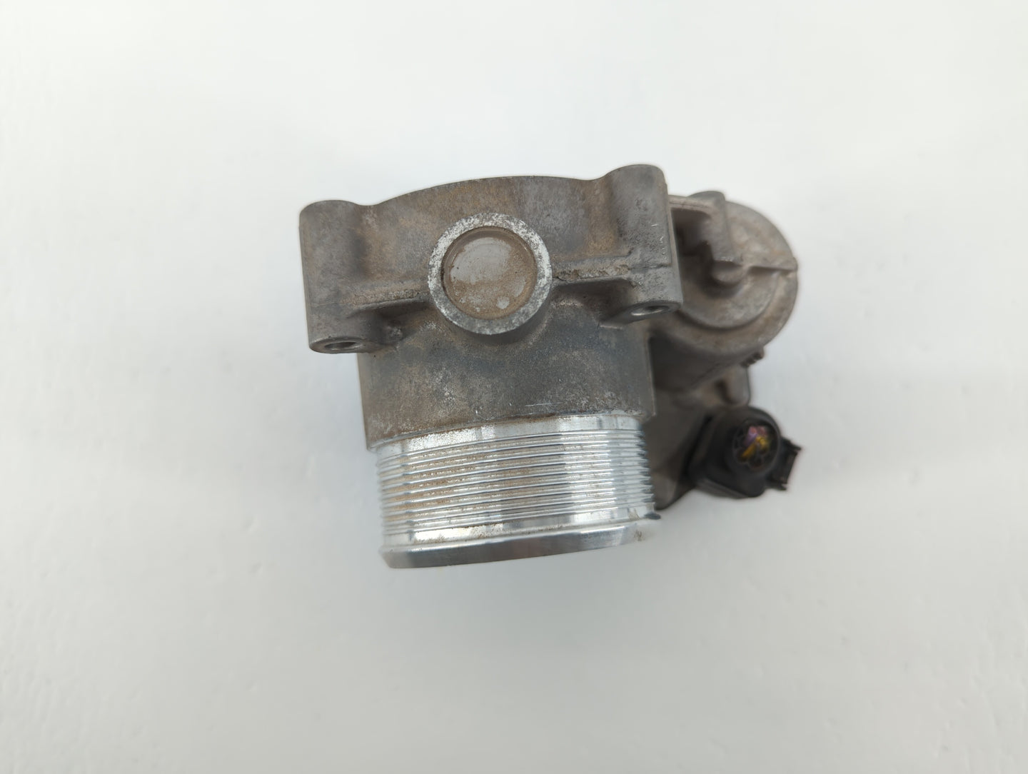 2009-2018 Volkswagen Tiguan Throttle Body P/N:06F 133 062 Q 06F 133 062 J Fits OEM Used Auto Parts - Oemusedautoparts1.com
