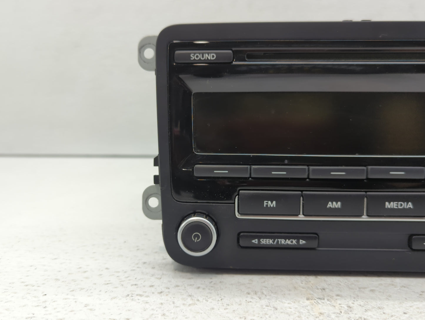 2009-2017 Volkswagen Tiguan Radio AM FM Cd Player Receiver Replacement P/N:5N0 035 164 D 1K0 035 161 D Fits OEM Used Auto Pa