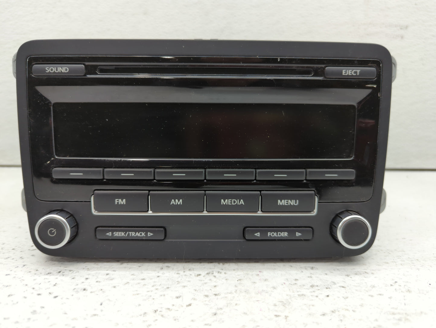 2009-2017 Volkswagen Tiguan Radio AM FM Cd Player Receiver Replacement P/N:5N0 035 164 D Fits OEM Used Auto Parts - Oemuseda