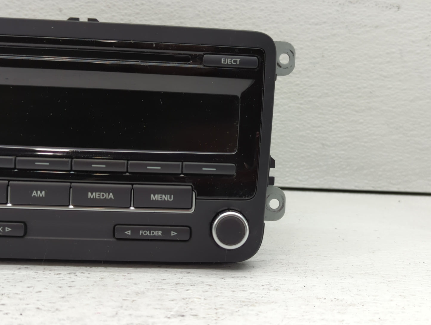 2009-2017 Volkswagen Tiguan Radio AM FM Cd Player Receiver Replacement P/N:5N0 035 164 D Fits OEM Used Auto Parts - Oemuseda