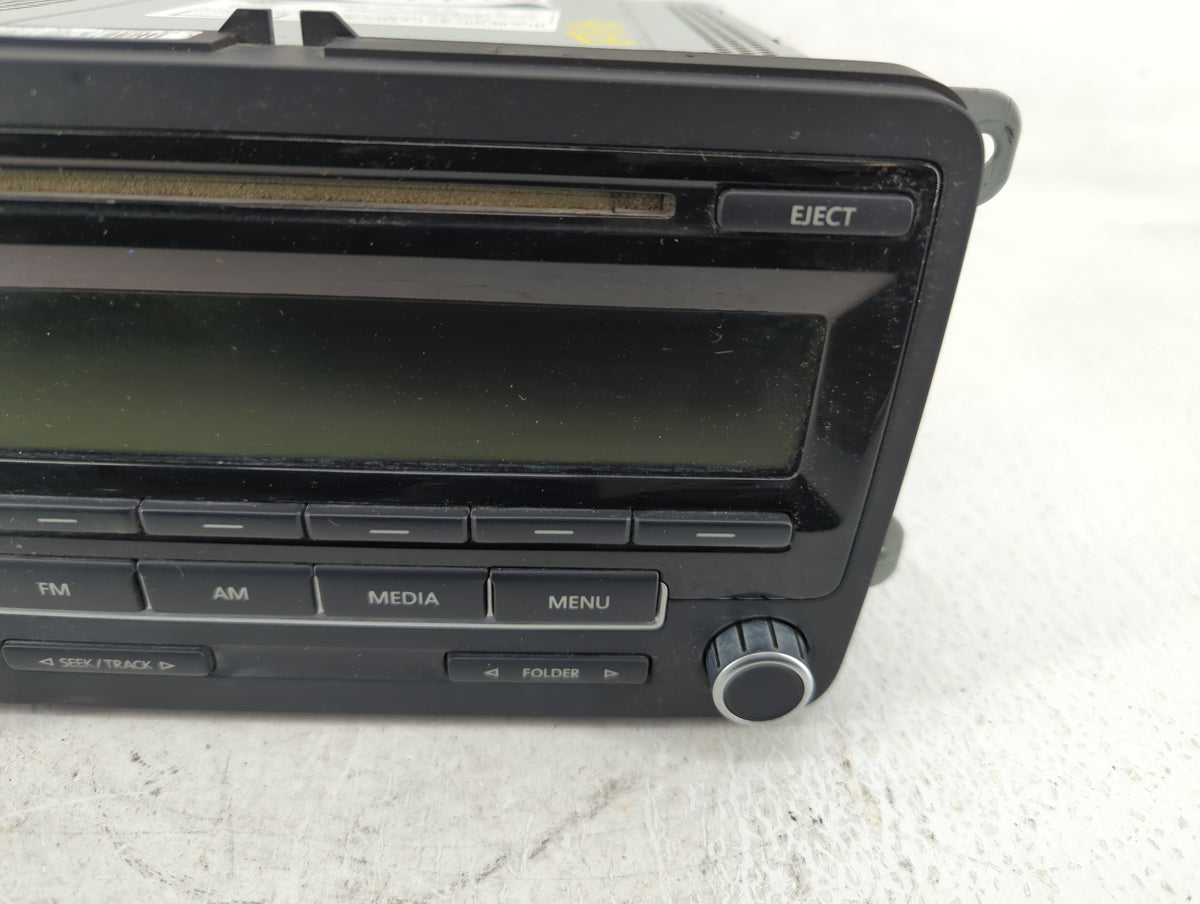 2009-2017 Volkswagen Tiguan Am Fm Cd Player Radio Receiver 614498 - Oemusedautoparts1.com