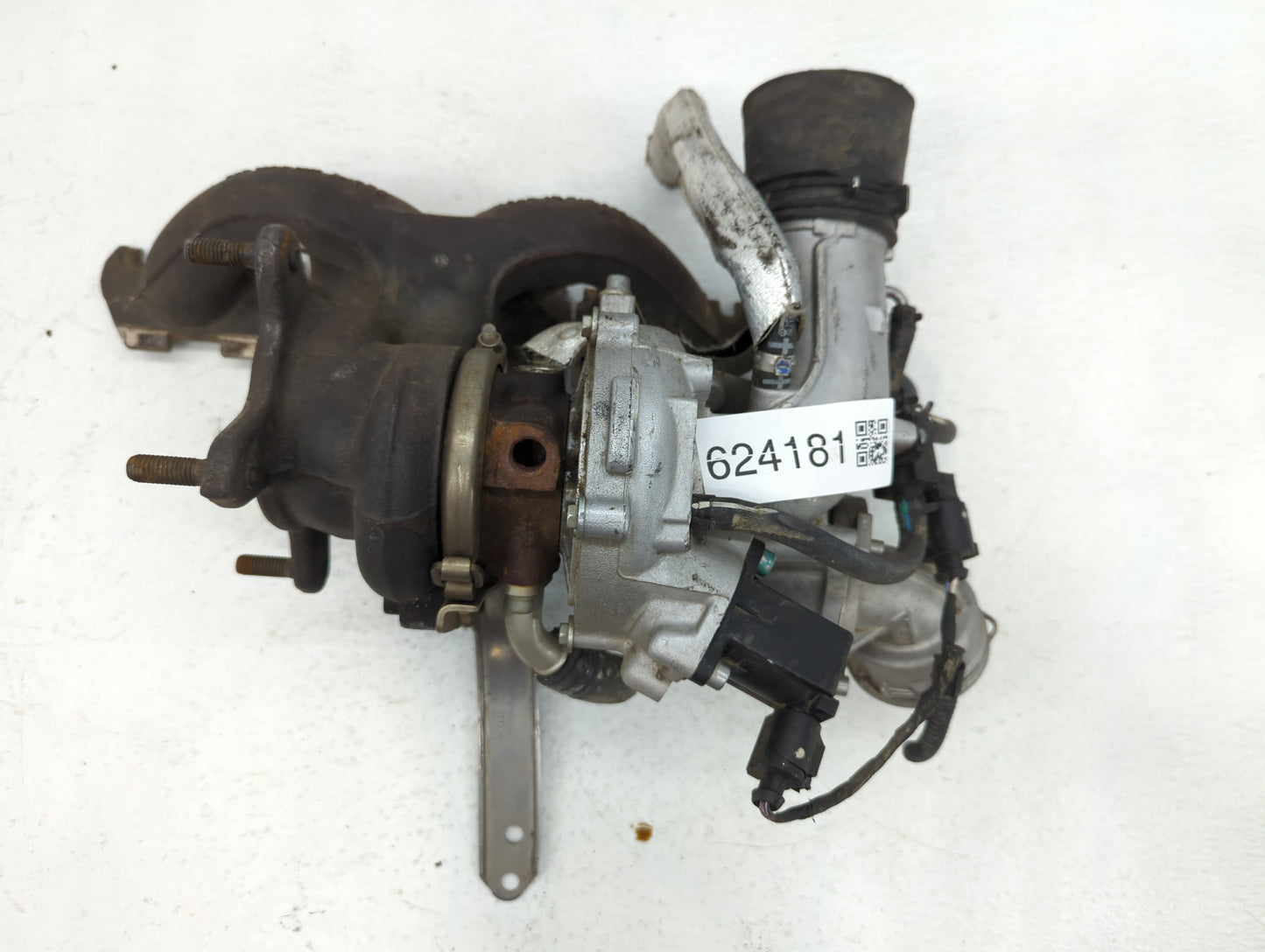 2009 Volkswagen Tiguan Turbocharger Exhaust Manifold With Turbo Charger - Oemusedautoparts1.com