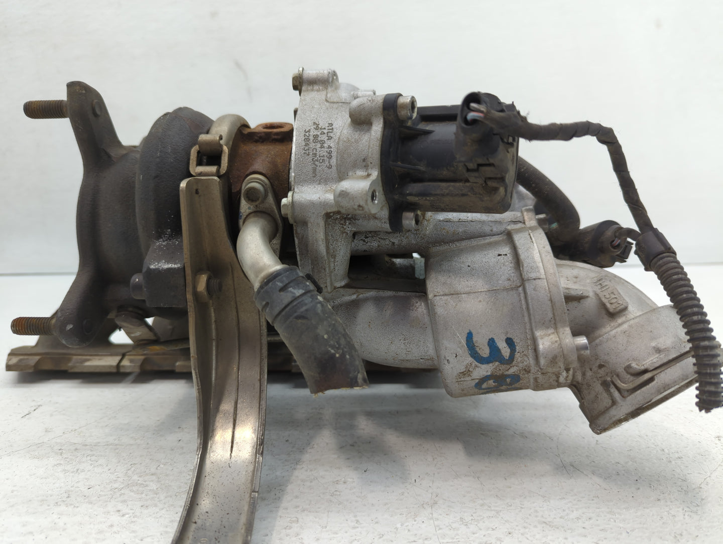 2009 Volkswagen Tiguan Turbocharger Exhaust Manifold With Turbo Charger - Oemusedautoparts1.com