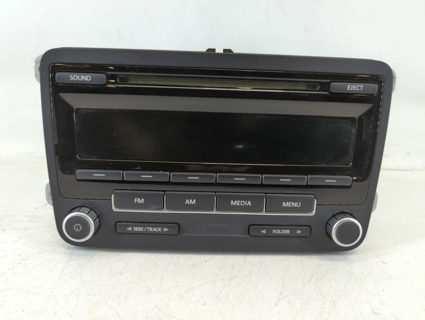 2009-2017 Volkswagen Tiguan Radio AM FM Cd Player Receiver Replacement P/N:5N0 035 164 D Fits OEM Used Auto Parts - Oemuseda