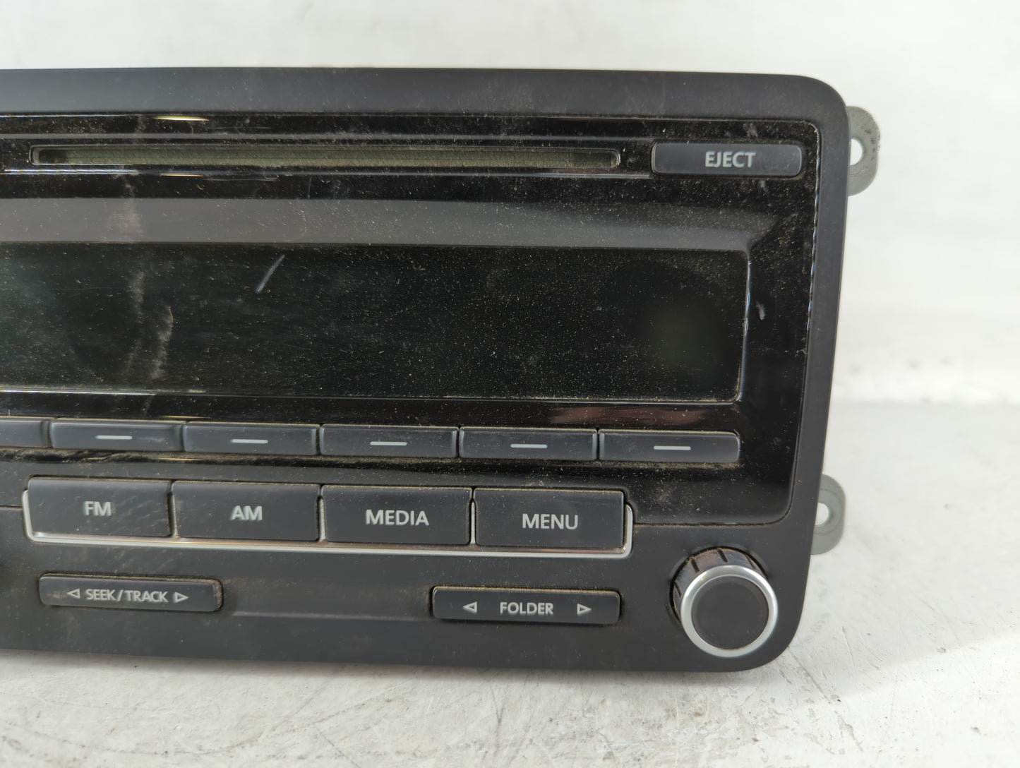 2009-2017 Volkswagen Tiguan Radio AM FM Cd Player Receiver Replacement P/N:5N0 035 164 D Fits OEM Used Auto Parts - Oemuseda