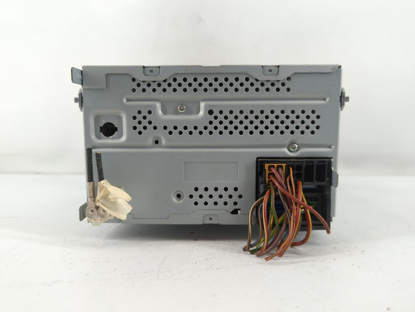 2009-2017 Volkswagen Tiguan Radio AM FM Cd Player Receiver Replacement P/N:5N0 035 164 D Fits OEM Used Auto Parts - Oemuseda