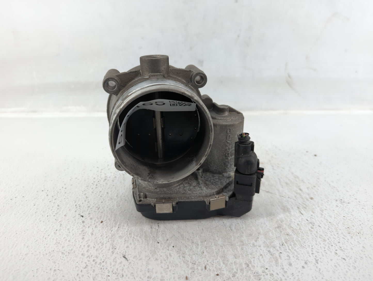 2011-2017 Volkswagen Touareg Throttle Body P/N:03H 133 062 A Fits Fits 2011 2012 2013 2014 2015 2016 2017 2018 OEM Used Auto