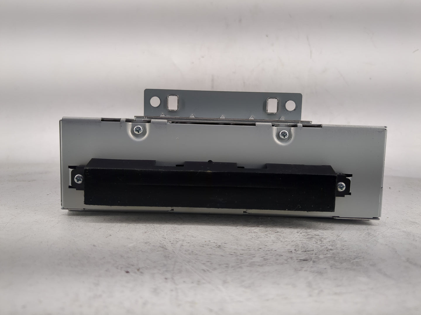2009-2013 Volvo C30 Radio AM FM Cd Player Receiver Replacement P/N:31328060 Fits Fits 2009 2010 2011 2012 2013 OEM Used Auto