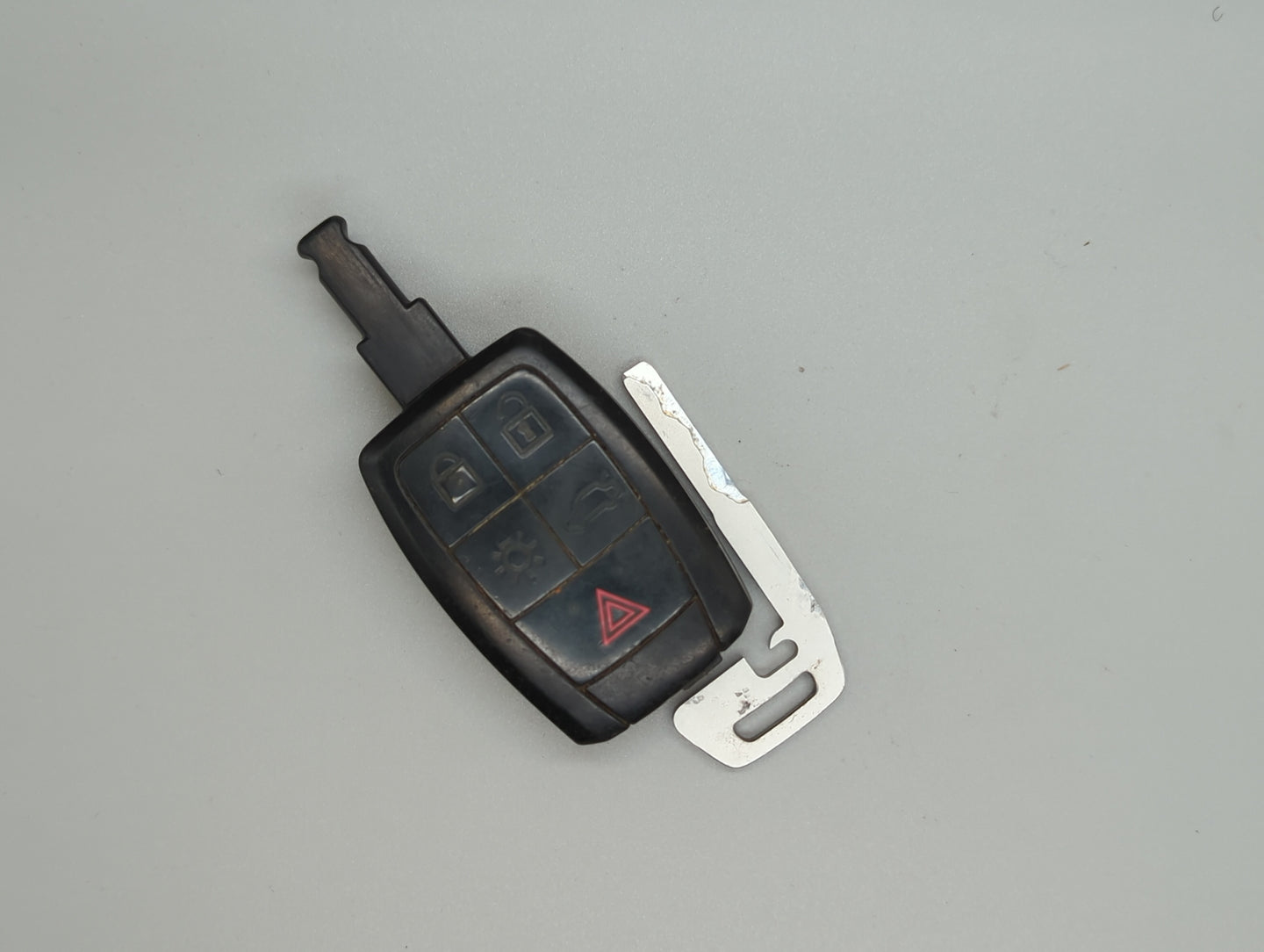 2007-2013 Volvo C30 Keyless Entry Remote Kr55wk49250 5 Buttons Car - Oemusedautoparts1.com
