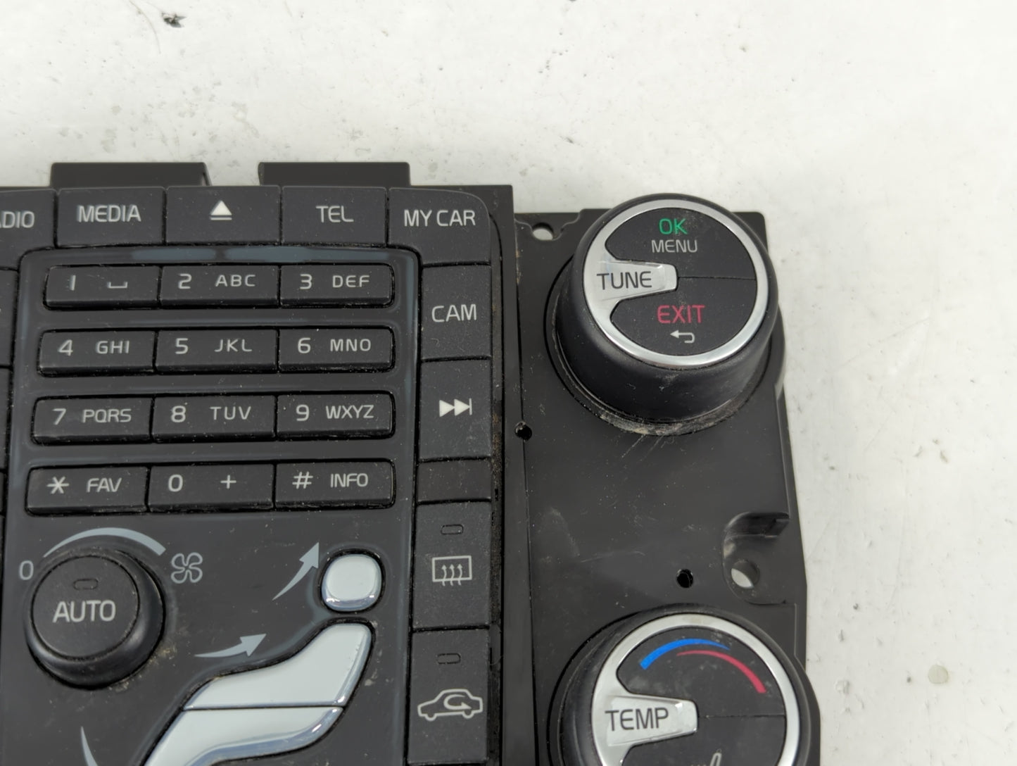 2011-2013 Volvo S60 Radio Control Panel - Oemusedautoparts1.com