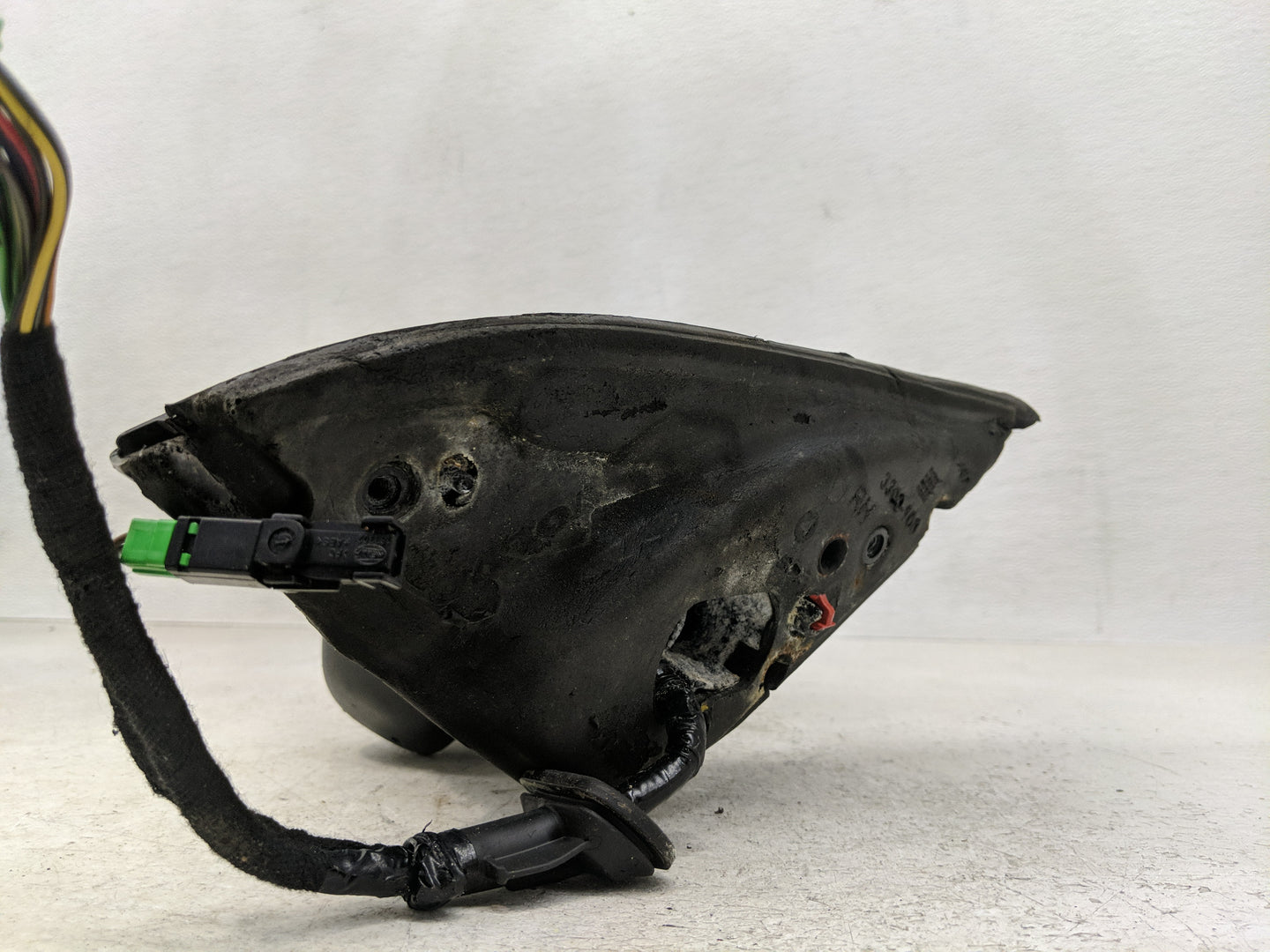 2011-2018 Volvo S60 Passenger Side View Mirror - Right Door Mirror OEM Used - Oemusedautoparts1.com