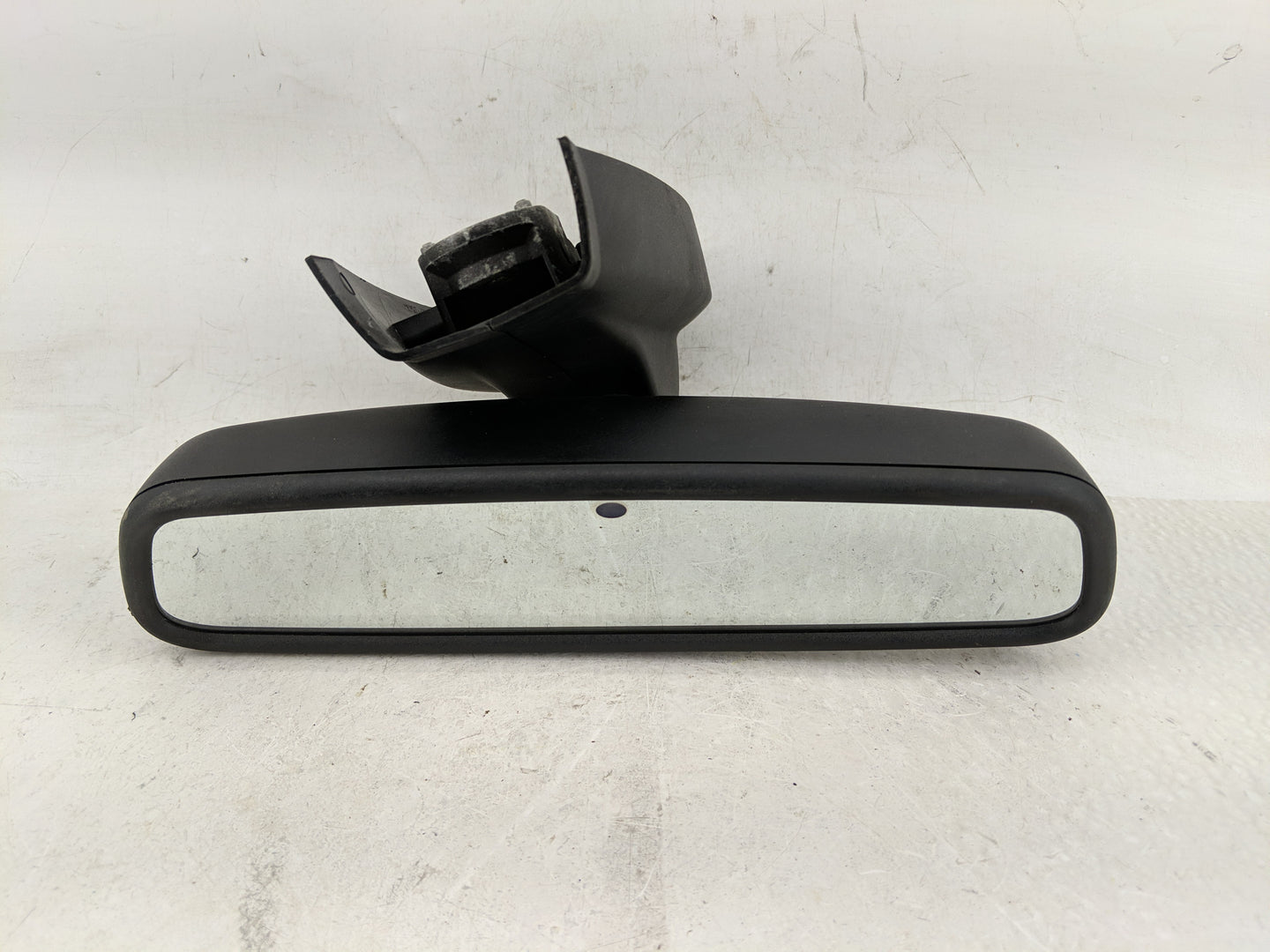 2013 Volvo S60 Interior Rear View Mirror Replacement OEM P/N:E11025891 Fits OEM Used Auto Parts - Oemusedautoparts1.com