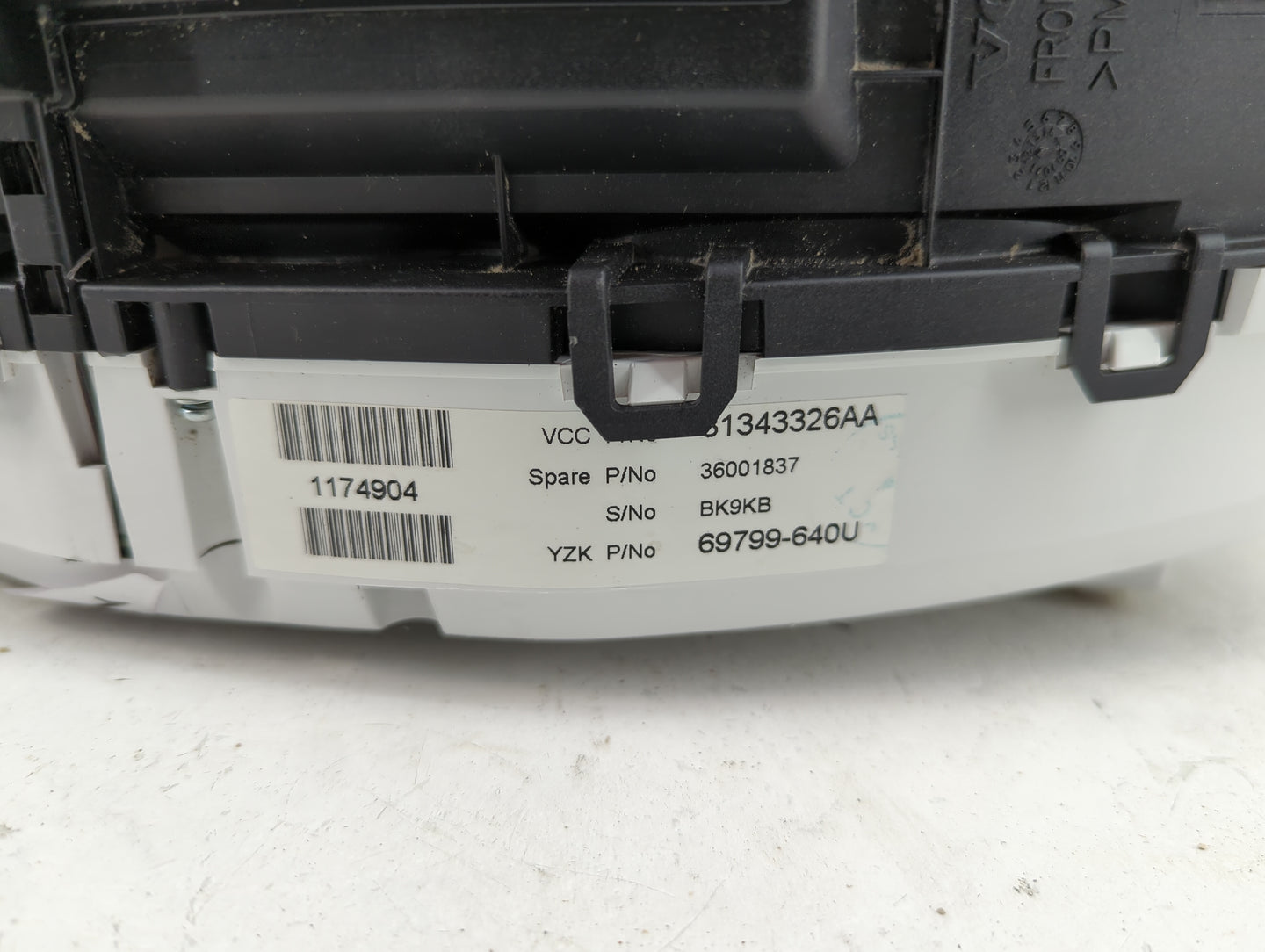 2013 Volvo S60 Instrument Cluster Speedometer Gauges P/N:69799-640U 36001837 Fits OEM Used Auto Parts - Oemusedautoparts1.co