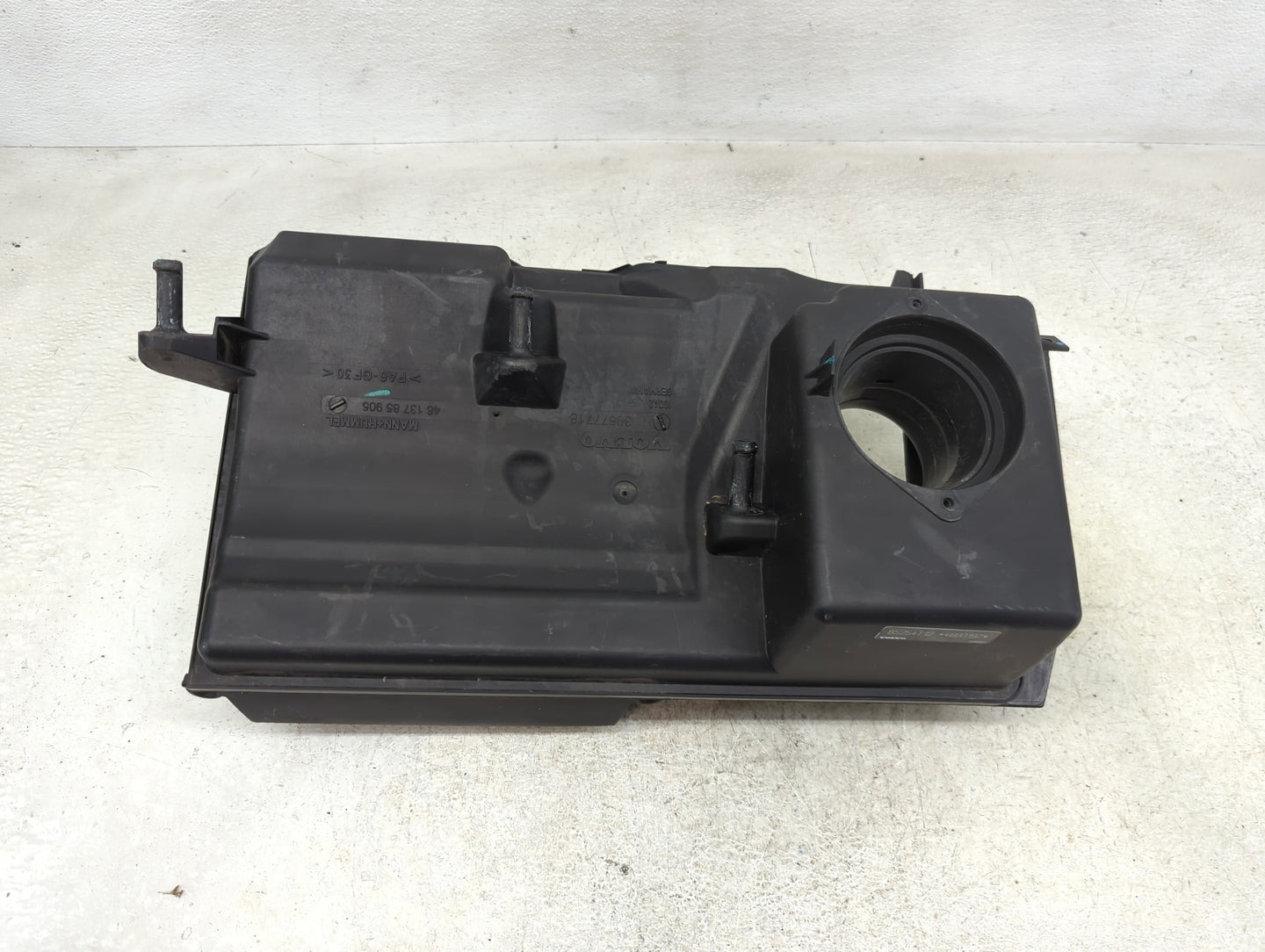 2012-2014 Volvo S60 Air Cleaner Intake-duct Hose Tube - Oemusedautoparts1.com