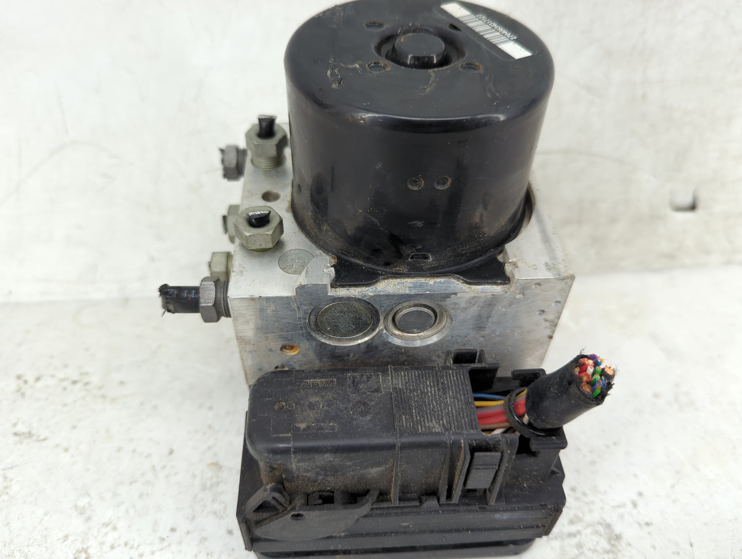 2011-2016 Volvo S60 ABS Pump Control Module Replacement P/N:P31329137 10.0212-0543.4 Fits Fits 2011 2012 2013 2014 2015 2016