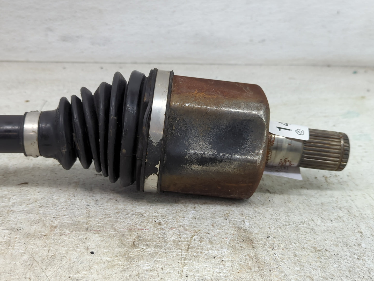 2012-2014 Volvo S60 Axle Shaft Front Driver Cv C/v - Oemusedautoparts1.com