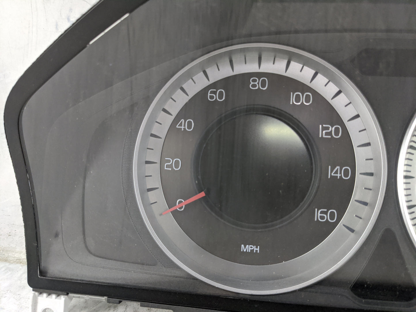 2011-2013 Volvo S60 Instrument Cluster Speedometer Gauges P/N:31343326AA 36001837, 69799-640U Miles: Fits Fits 2011 2012 201