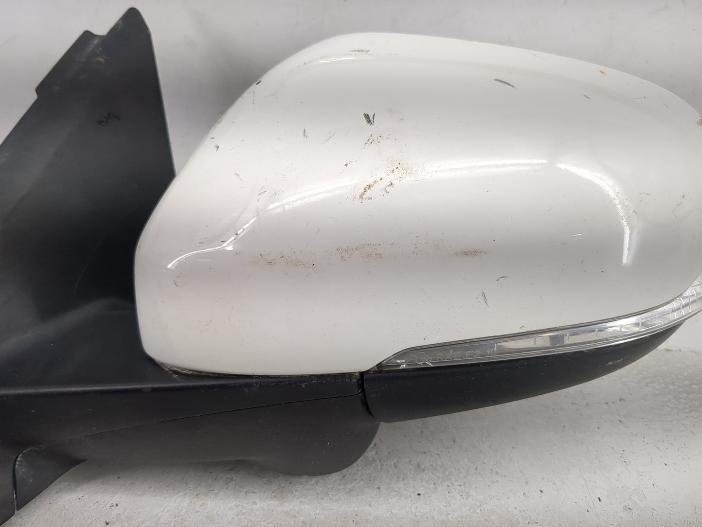 2011-2013 Volvo S60 Driver Side View Mirror - Left Door Mirror OEM Used - Oemusedautoparts1.com