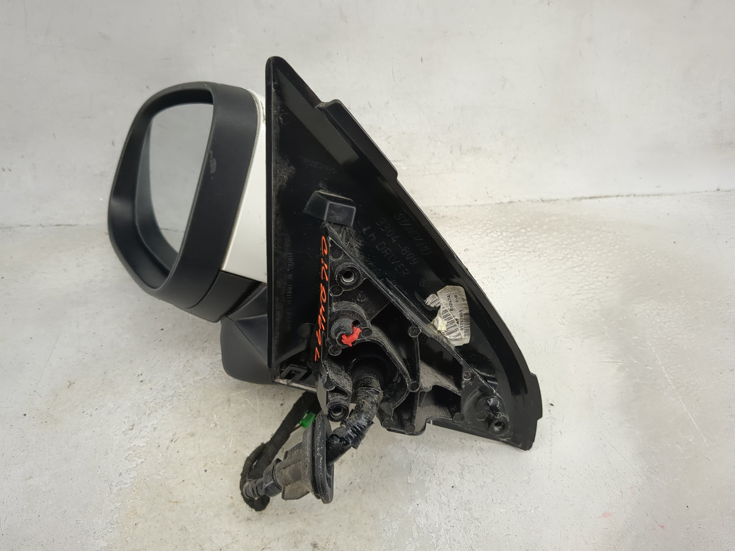 2011-2013 Volvo S60 Driver Side View Mirror - Left Door Mirror OEM Used - Oemusedautoparts1.com