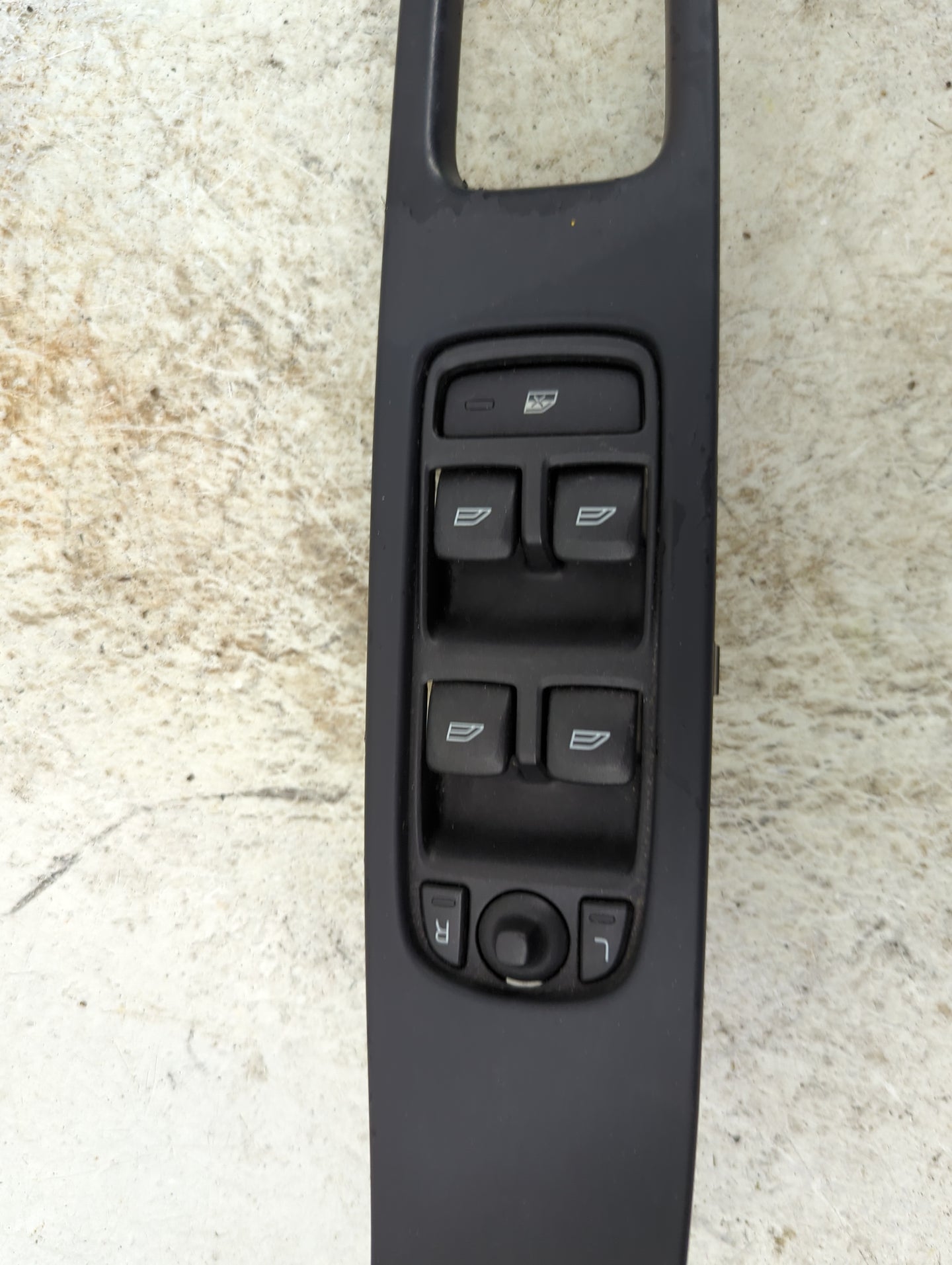 2011-2013 Volvo S60 Master Power Window Switch Replacement Driver Side Left P/N:31334345 HW07 SWEB02 Fits Fits 2010 2011 201