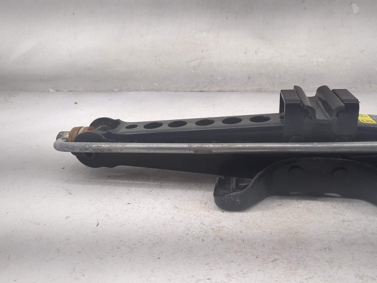2013 Volvo S60 Spare Scissor Car Jack Black - Oemusedautoparts1.com
