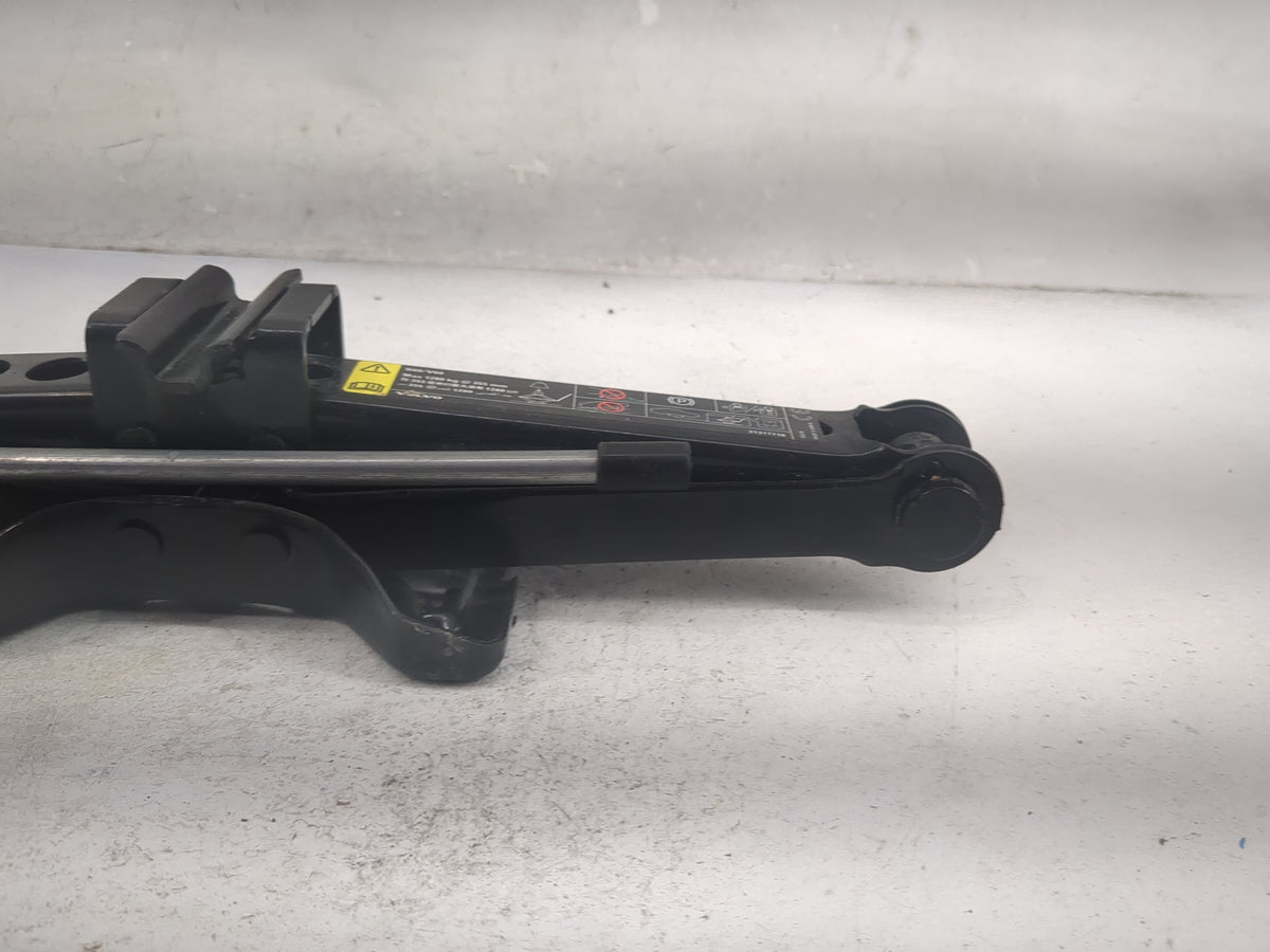 2013 Volvo S60 Spare Scissor Car Jack Black - Oemusedautoparts1.com