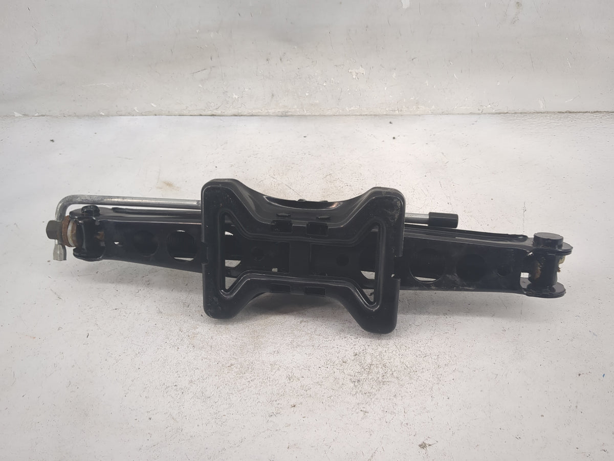 2013 Volvo S60 Spare Scissor Car Jack Black - Oemusedautoparts1.com