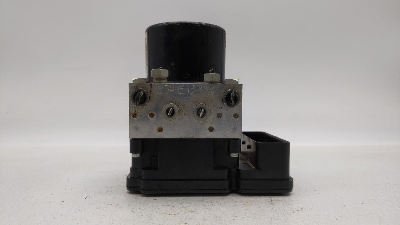 2014-2016 Volvo S60 ABS Pump Control Module Replacement P/N:P31400101 P31400544, P31329137 Fits Fits 2014 2015 2016 OEM Used