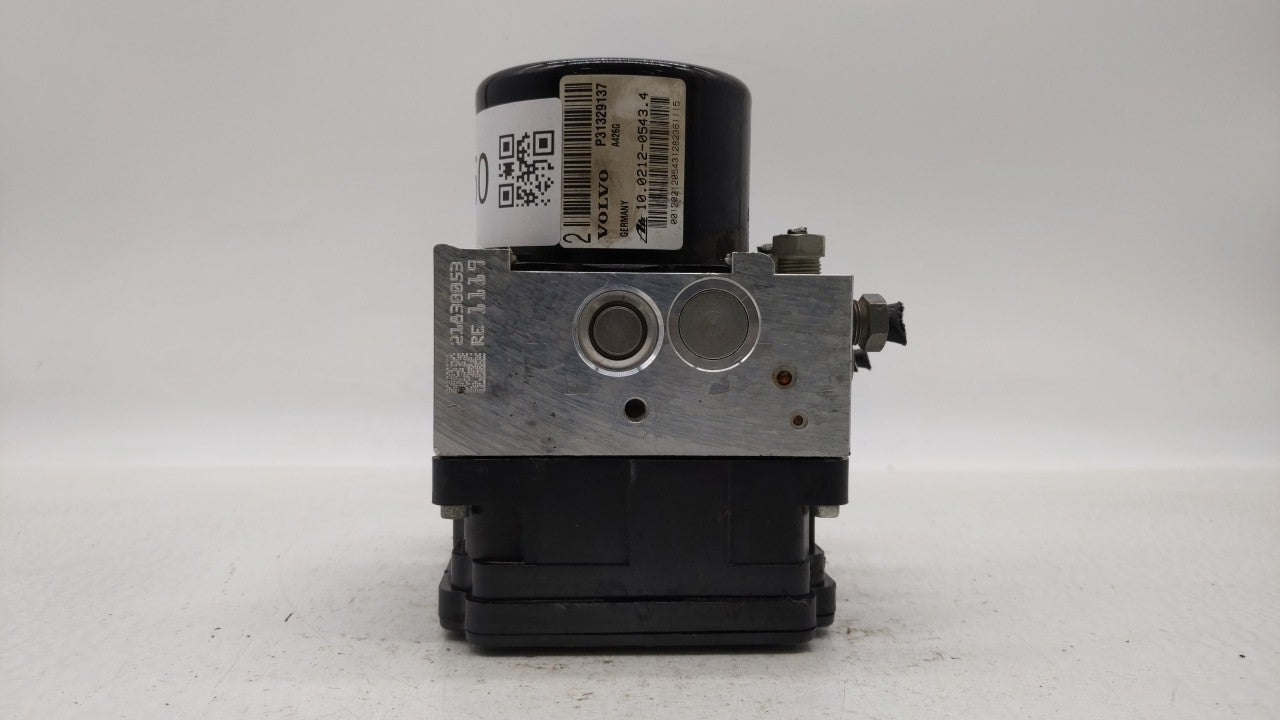 2014-2016 Volvo S60 ABS Pump Control Module Replacement P/N:P31400101 P31400544, P31329137 Fits Fits 2014 2015 2016 OEM Used