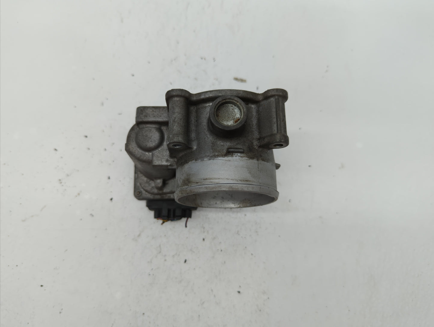 2014-2016 Volvo S60 Throttle Body P/N:31331277 Fits Fits 2014 2015 2016 OEM Used Auto Parts - Oemusedautoparts1.com