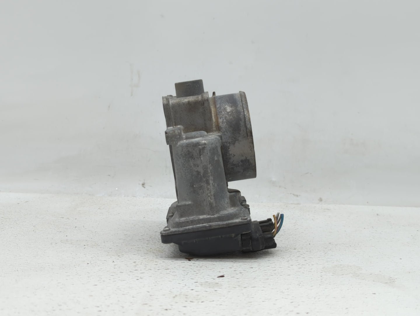 2014-2016 Volvo S60 Throttle Body P/N:31331277 Fits Fits 2014 2015 2016 OEM Used Auto Parts - Oemusedautoparts1.com