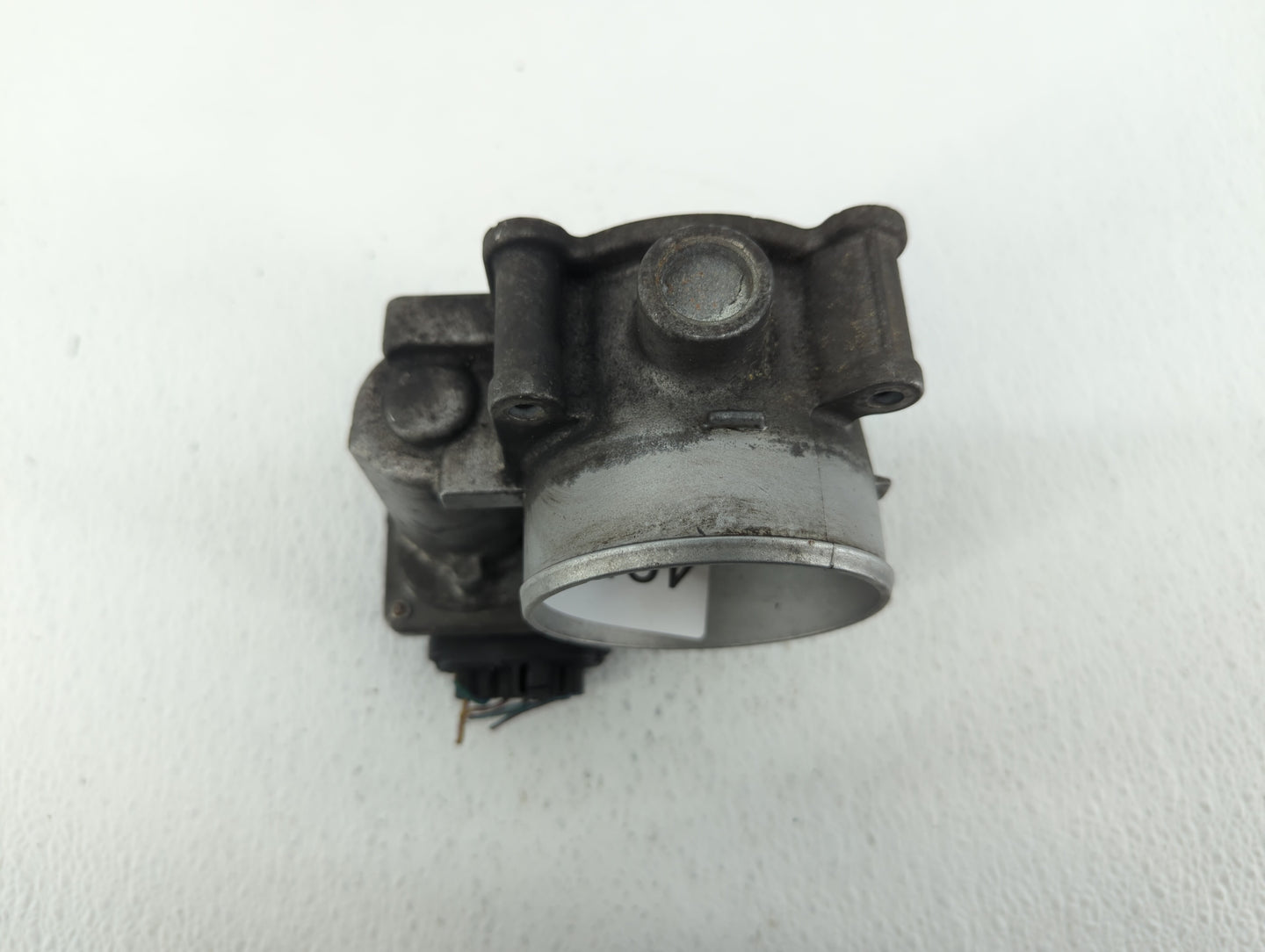 2013-2016 Volvo S60 Throttle Body P/N:31331277 Fits Fits 2013 2014 2015 2016 OEM Used Auto Parts - Oemusedautoparts1.com