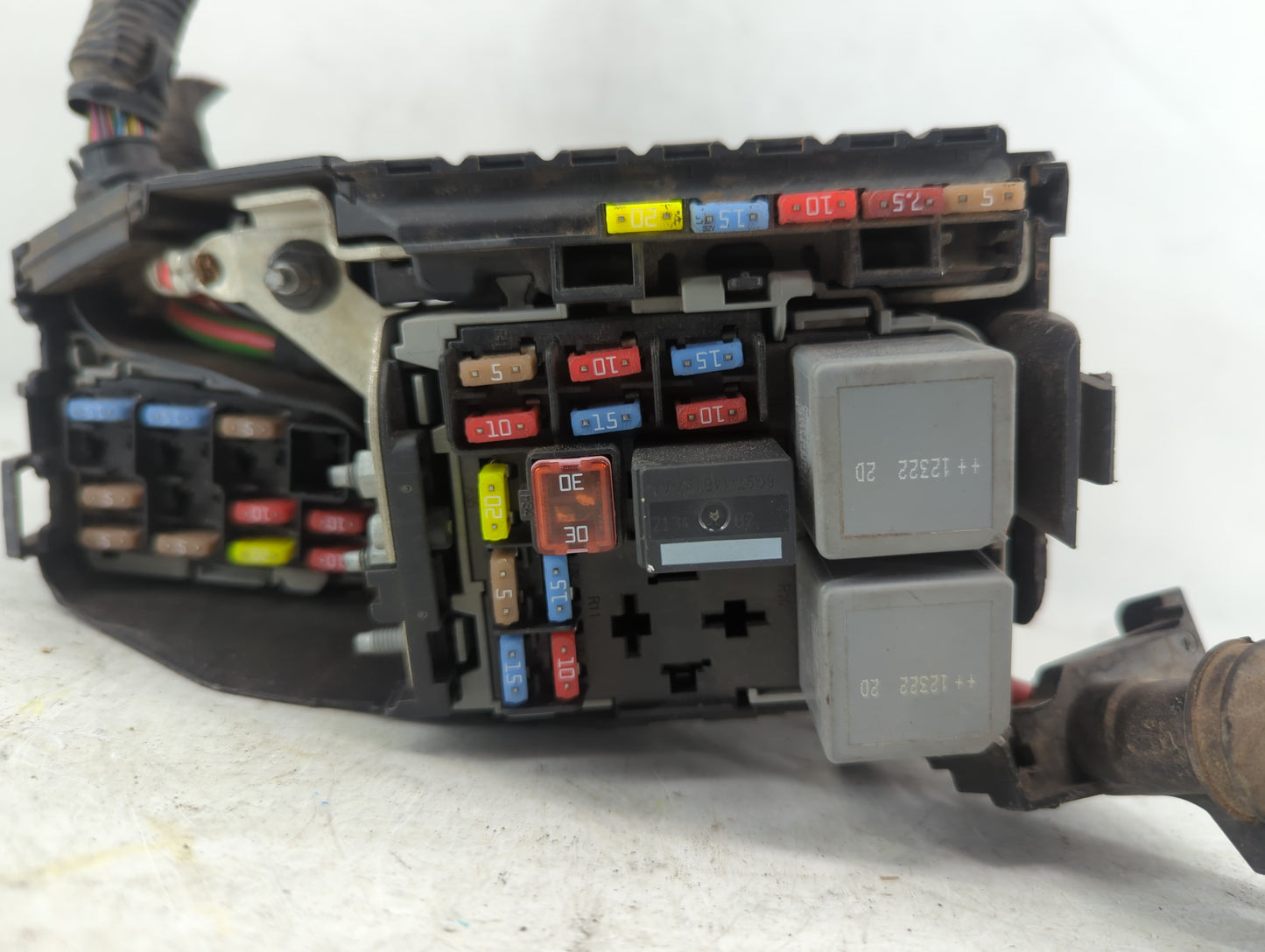 2012-2014 Volvo S60 Fusebox Fuse Box Panel Relay Module P/N:6G9T-14A067-CA Fits Fits 2011 2012 2013 2014 OEM Used Auto Parts