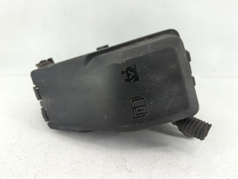 compare product 2012-2014 Volvo S60 Fusebox Fuse Box Panel Relay Module P/N:6G9T-14A067-CA Fits Fits 2011 2012 2013 2014 OEM Used Auto Parts
