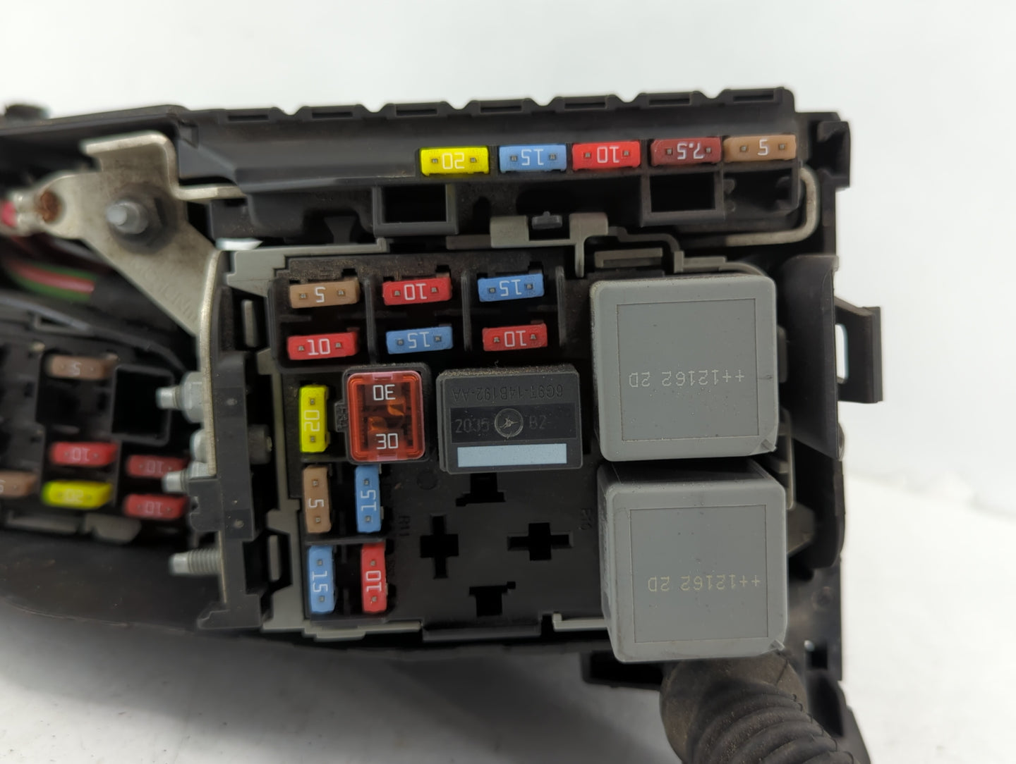 2012-2014 Volvo S60 Fusebox Fuse Box Panel Relay Module P/N:6G9T-14A067-CA Fits Fits 2011 2012 2013 2014 OEM Used Auto Parts