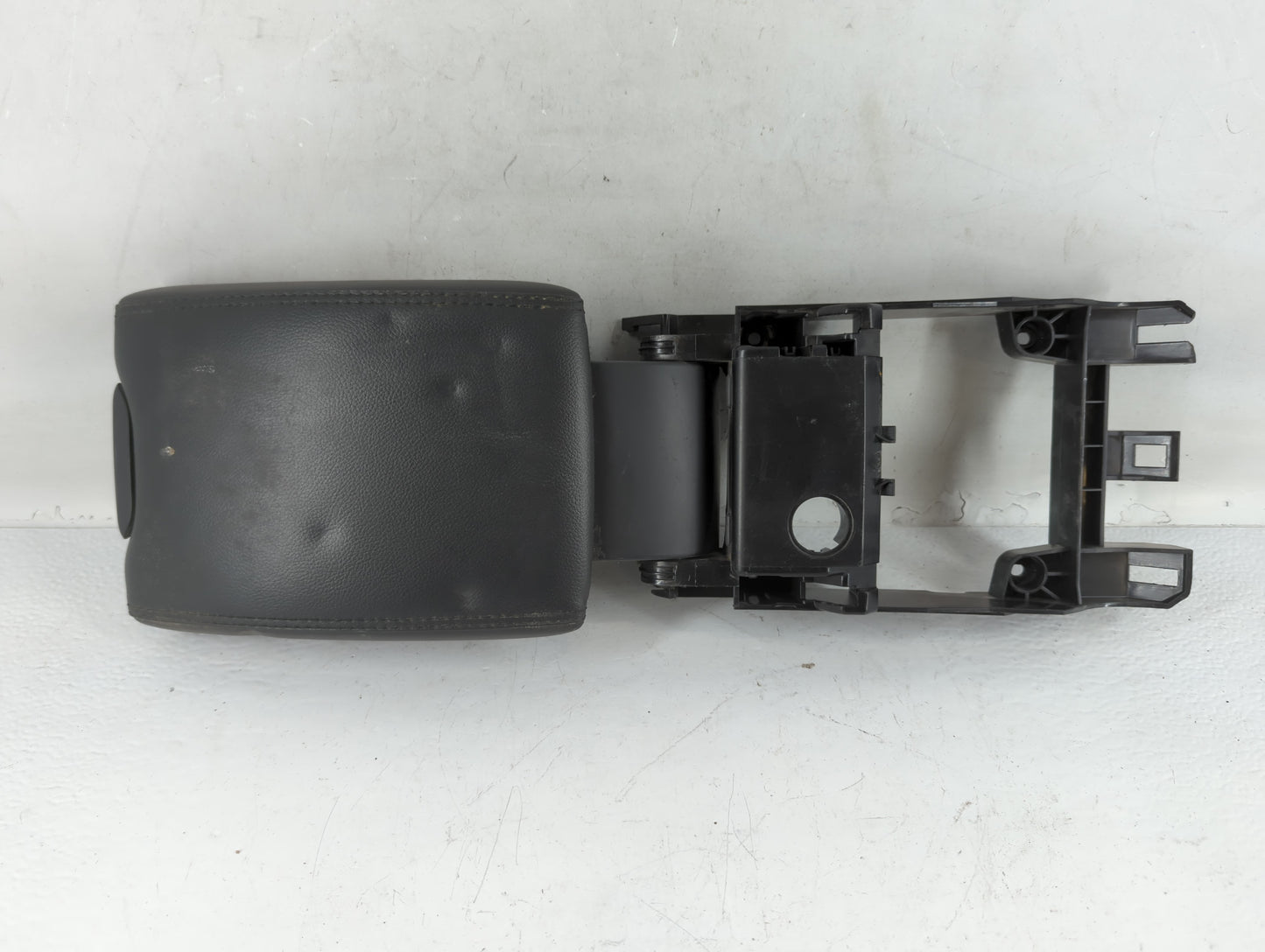 2013 Volvo S60 Center Console Armrest Cover Lid Fits OEM Used Auto Parts - Oemusedautoparts1.com