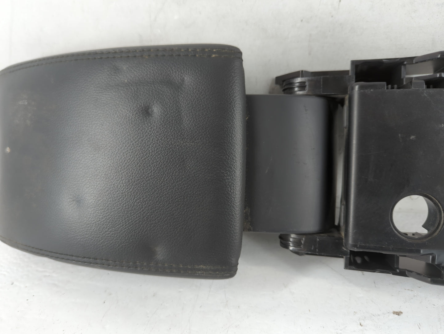 2013 Volvo S60 Center Console Armrest Cover Lid Fits OEM Used Auto Parts - Oemusedautoparts1.com