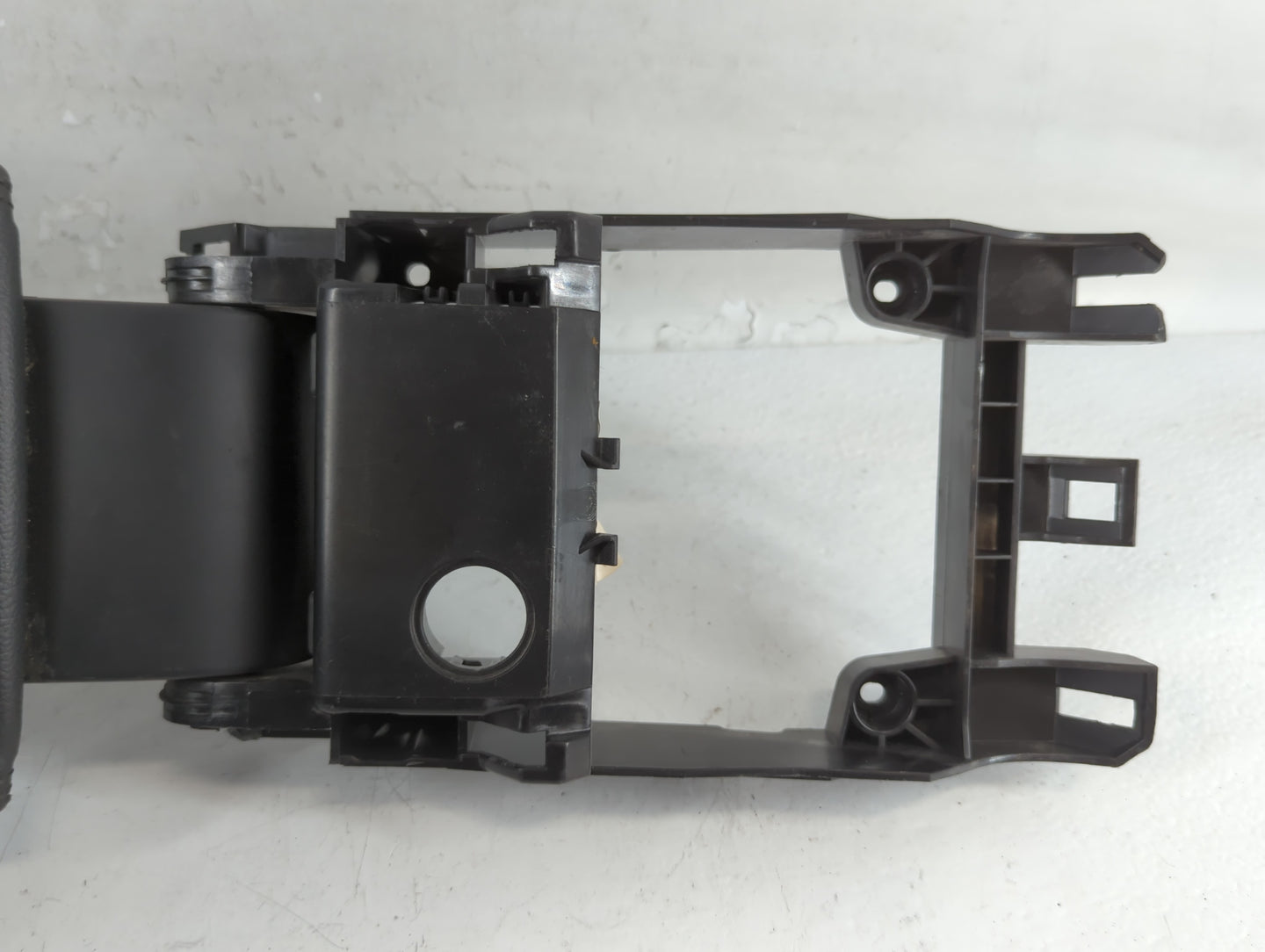 2013 Volvo S60 Center Console Armrest Cover Lid Fits OEM Used Auto Parts - Oemusedautoparts1.com
