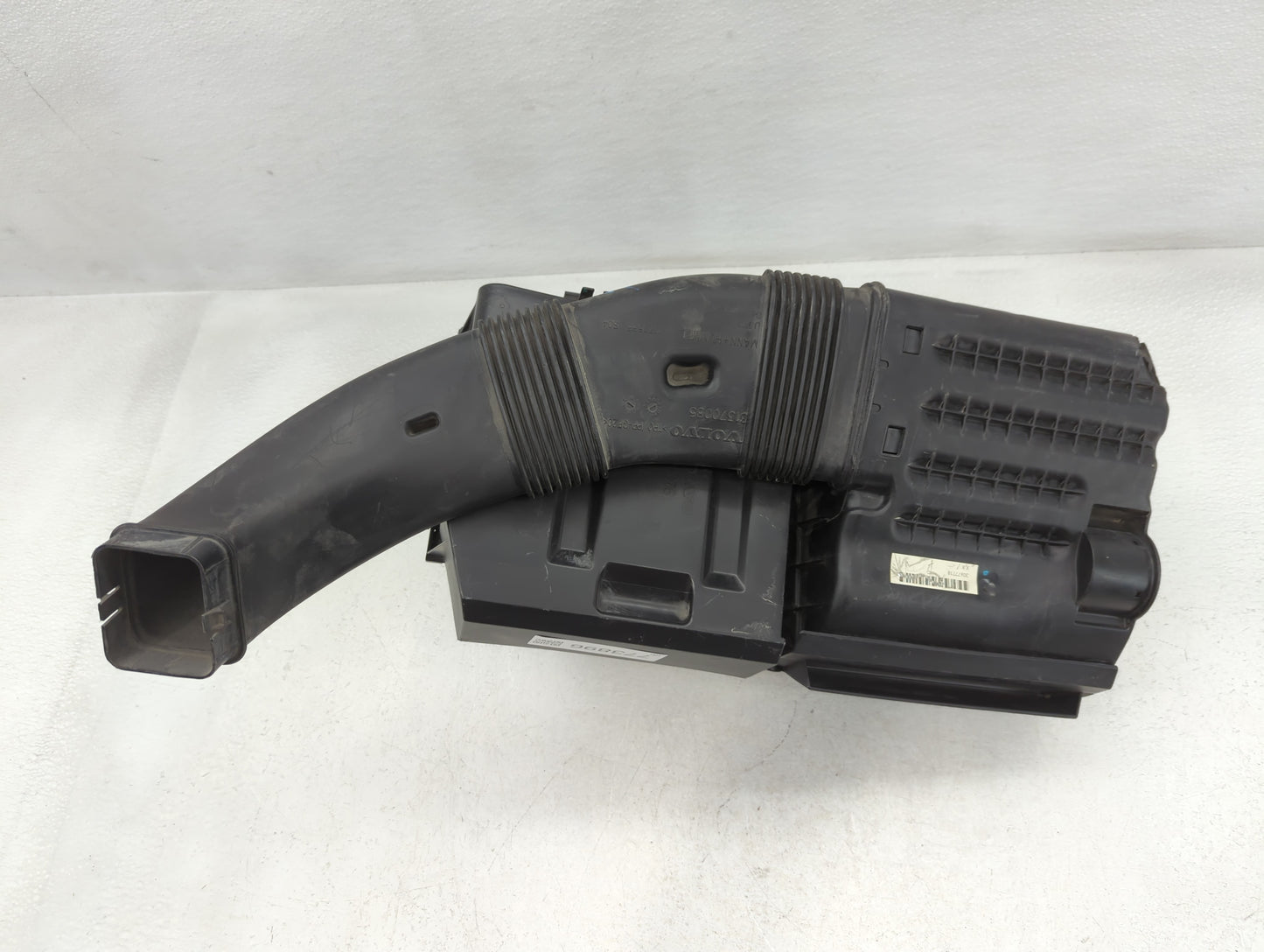2012-2014 Volvo S60 Air Cleaner Intake-duct Hose Tube - Oemusedautoparts1.com