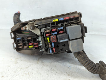 2012-2014 Volvo S60 Fusebox Fuse Box Panel Relay Module P/N:31346538 6G9T-14A079 Fits Fits 2011 2012 2013 2014 OEM Used Auto Parts