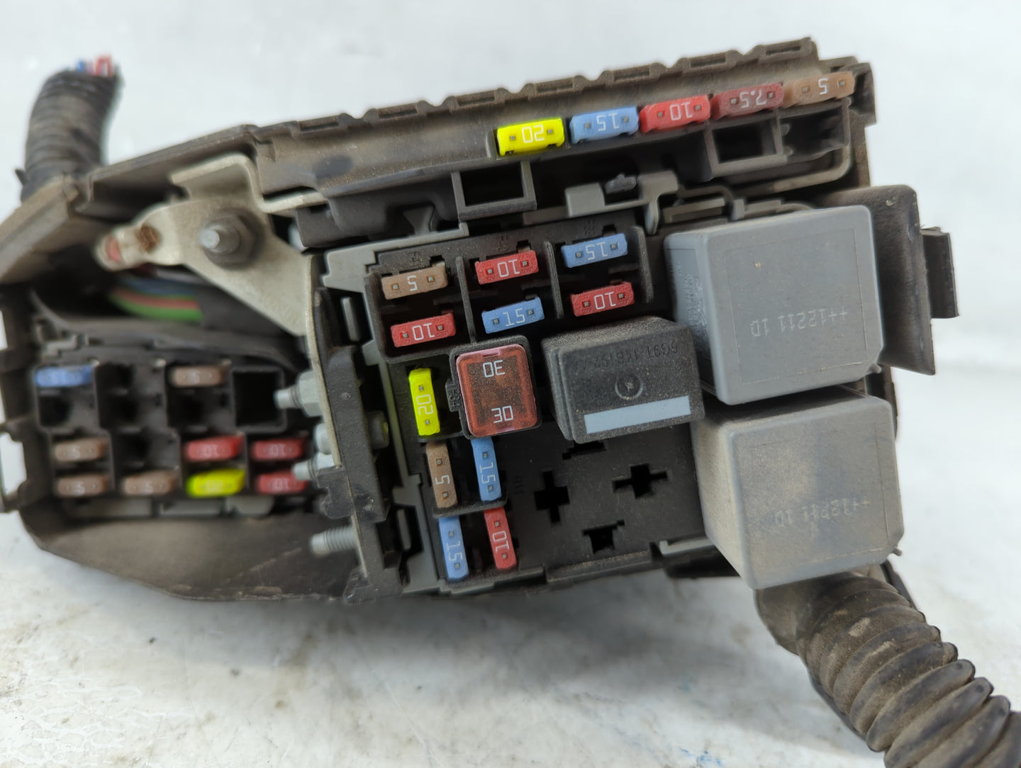 2012-2014 Volvo S60 Fusebox Fuse Box Panel Relay Module P/N:31346538 6G9T-14A079 Fits Fits 2011 2012 2013 2014 OEM Used Auto